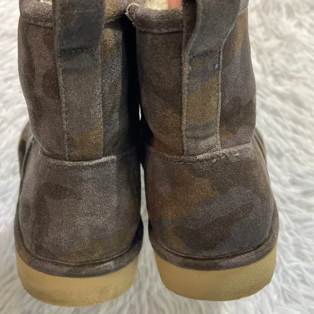 Xappeal WOMENS SIZE 6 Camouflage Boots - Brown and Tan